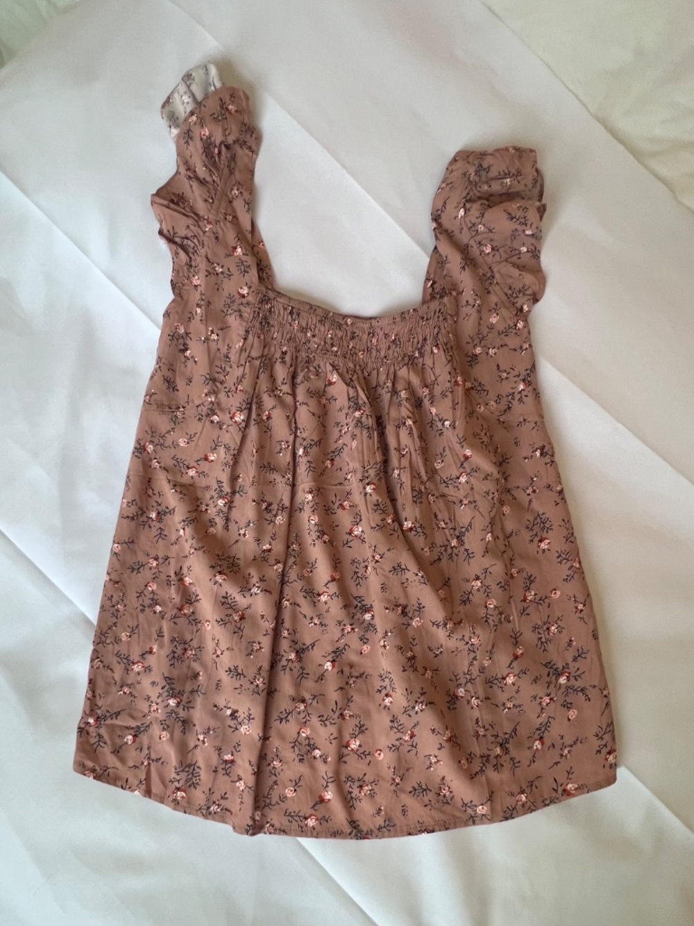 Loose Tank With Ruching - Picture 2 of 7